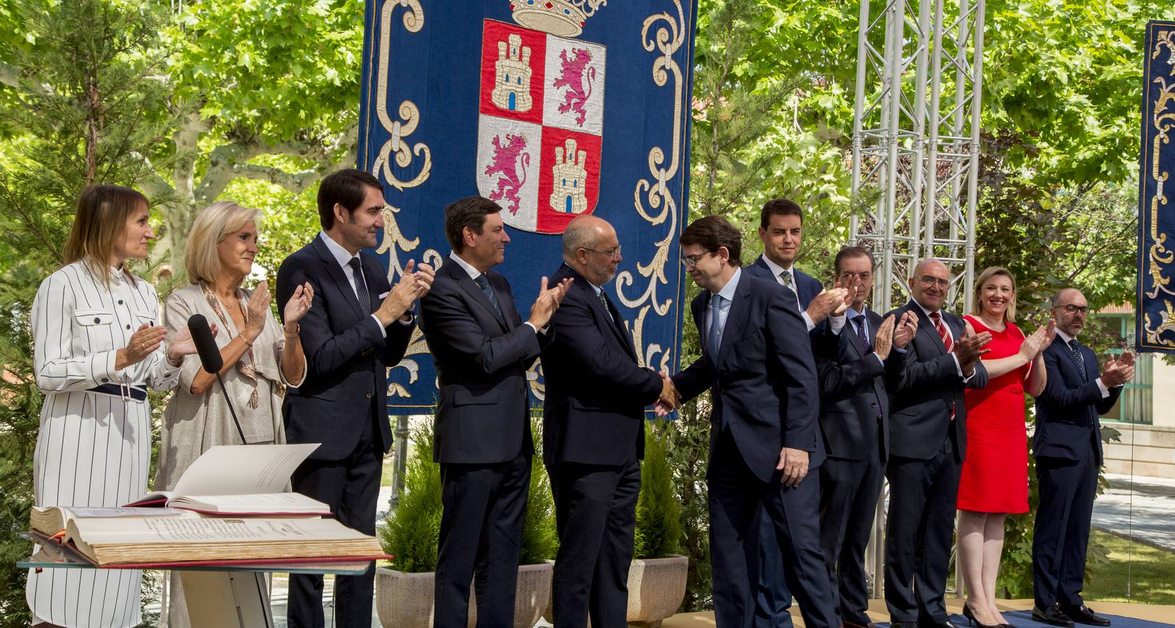 Toma de posesión de los nuevos consejeros en la Junta de Castilla y León. 