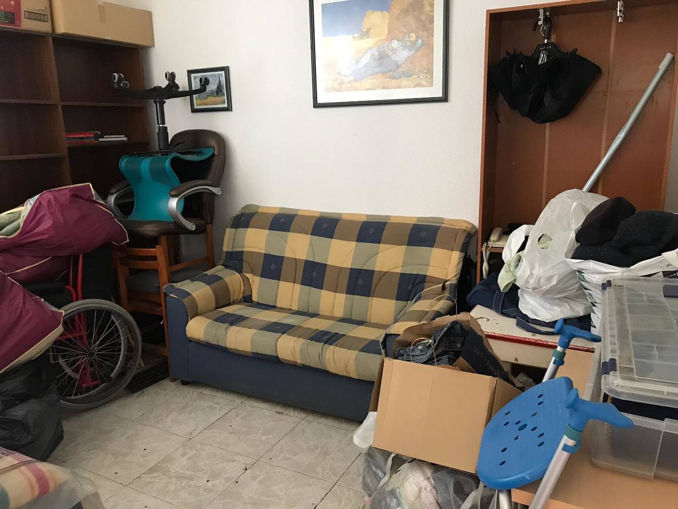 Fotos: Estado de la asamblea de Cruz Roja Astorga