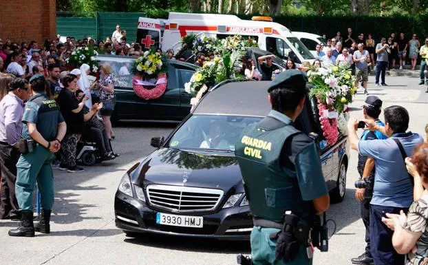 Funeral en Alba de Tormes por los cuatro jóvenes fallecidos.