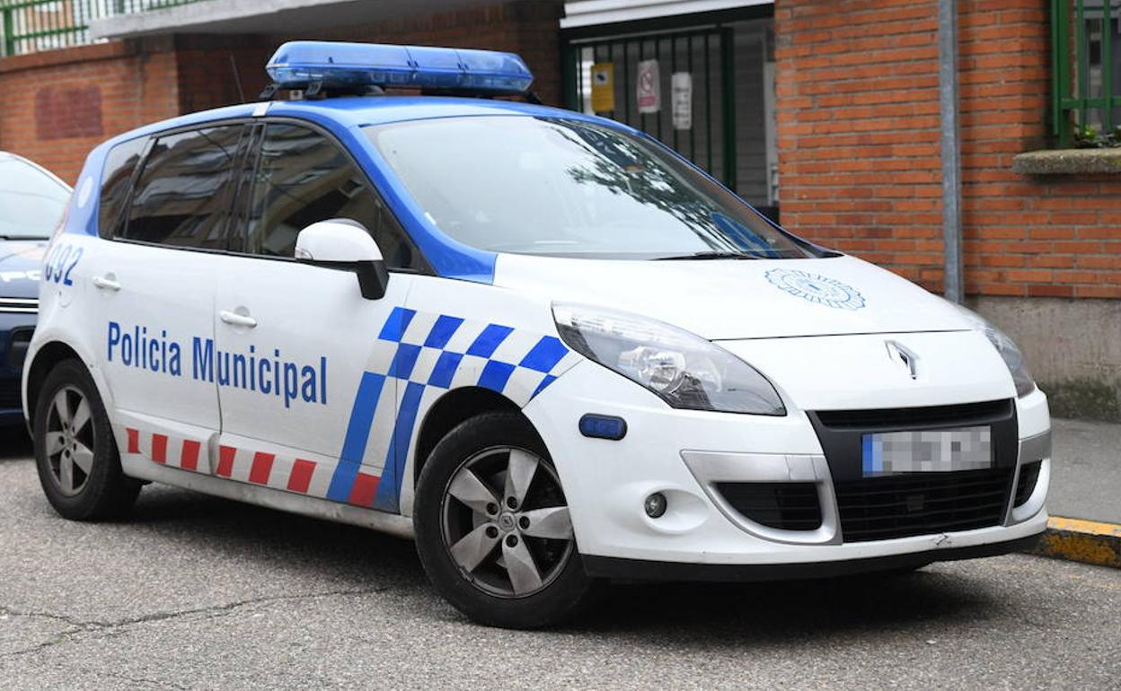 Coche de la Policía Municipal de Valladolid.