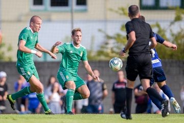 Fotos: La Ponferradina levanta el título en Navia