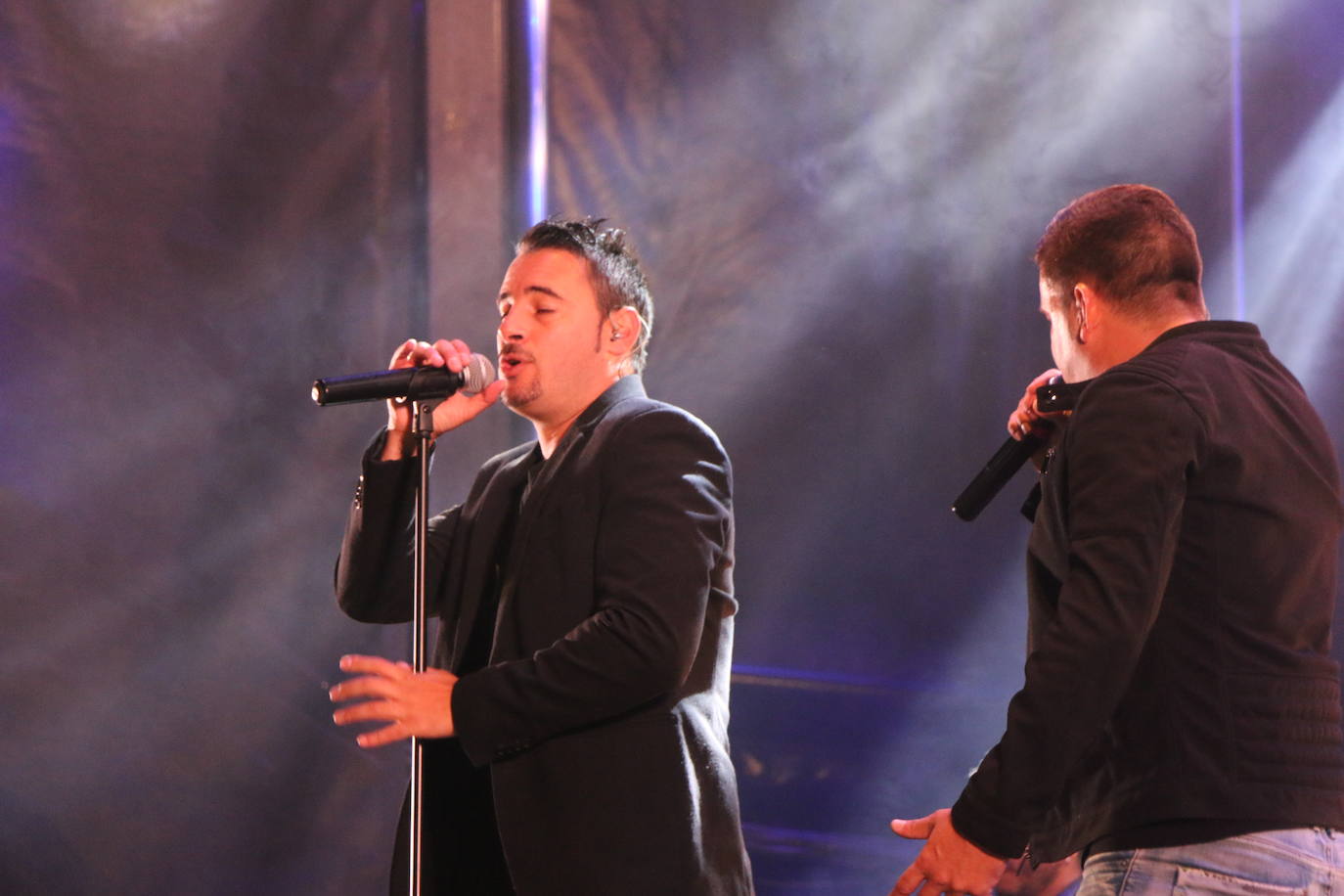 Fotos: Concierto de Andy y Lucas en Cármenes