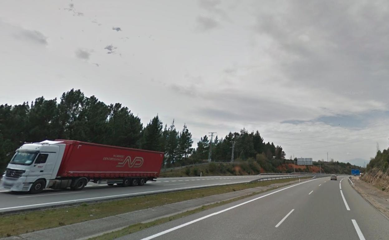 Lugar donde se registró el vuelco del camión. 