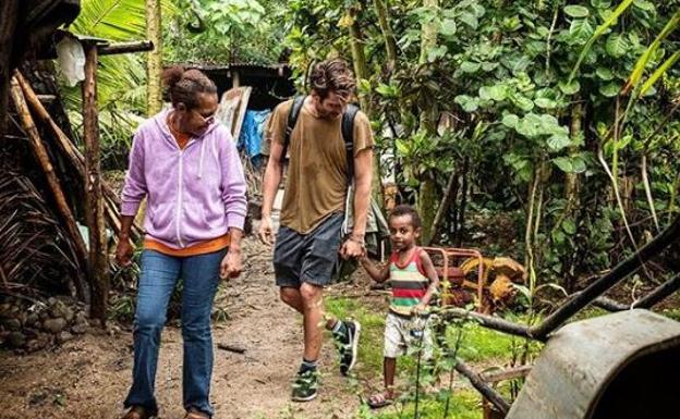 Jon Kortajarena durante su estancia en Vanuatu de la mano de Greenpeace.