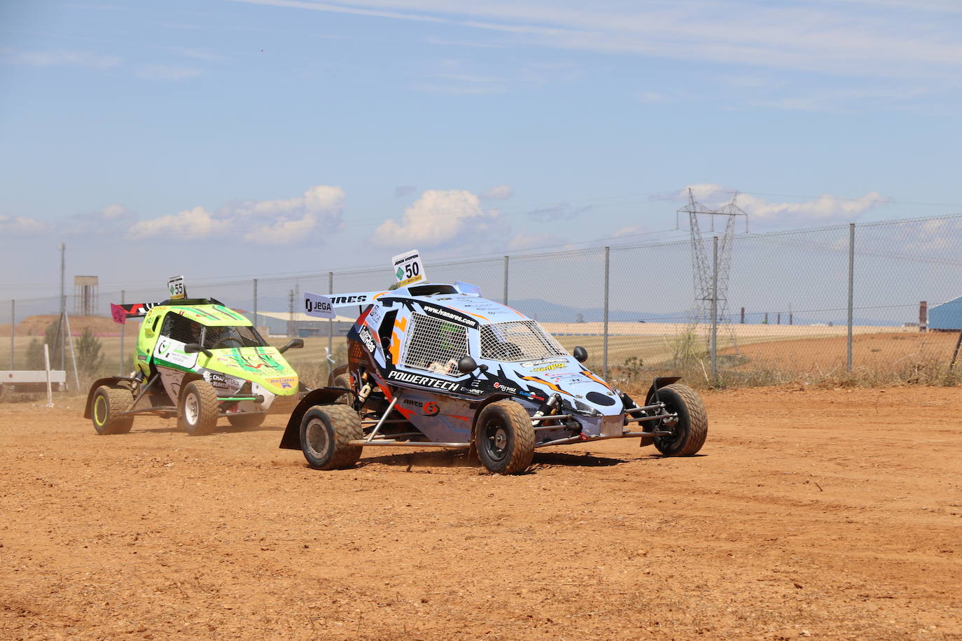 Fotos: El mejor autocross se cita en el circuito de Los Cucharales