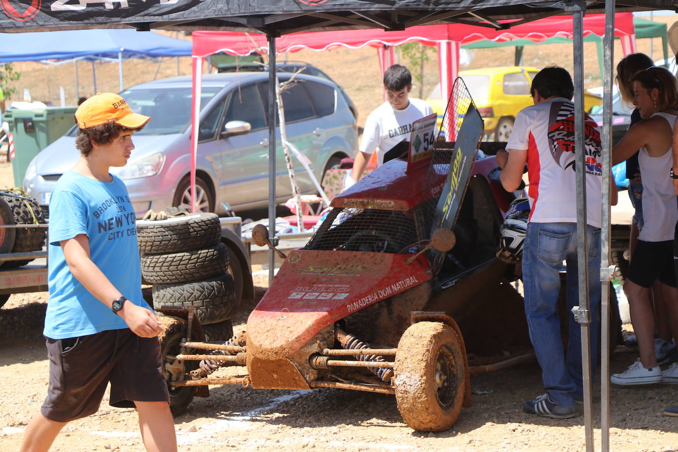 Fotos: El mejor autocross se cita en el circuito de Los Cucharales