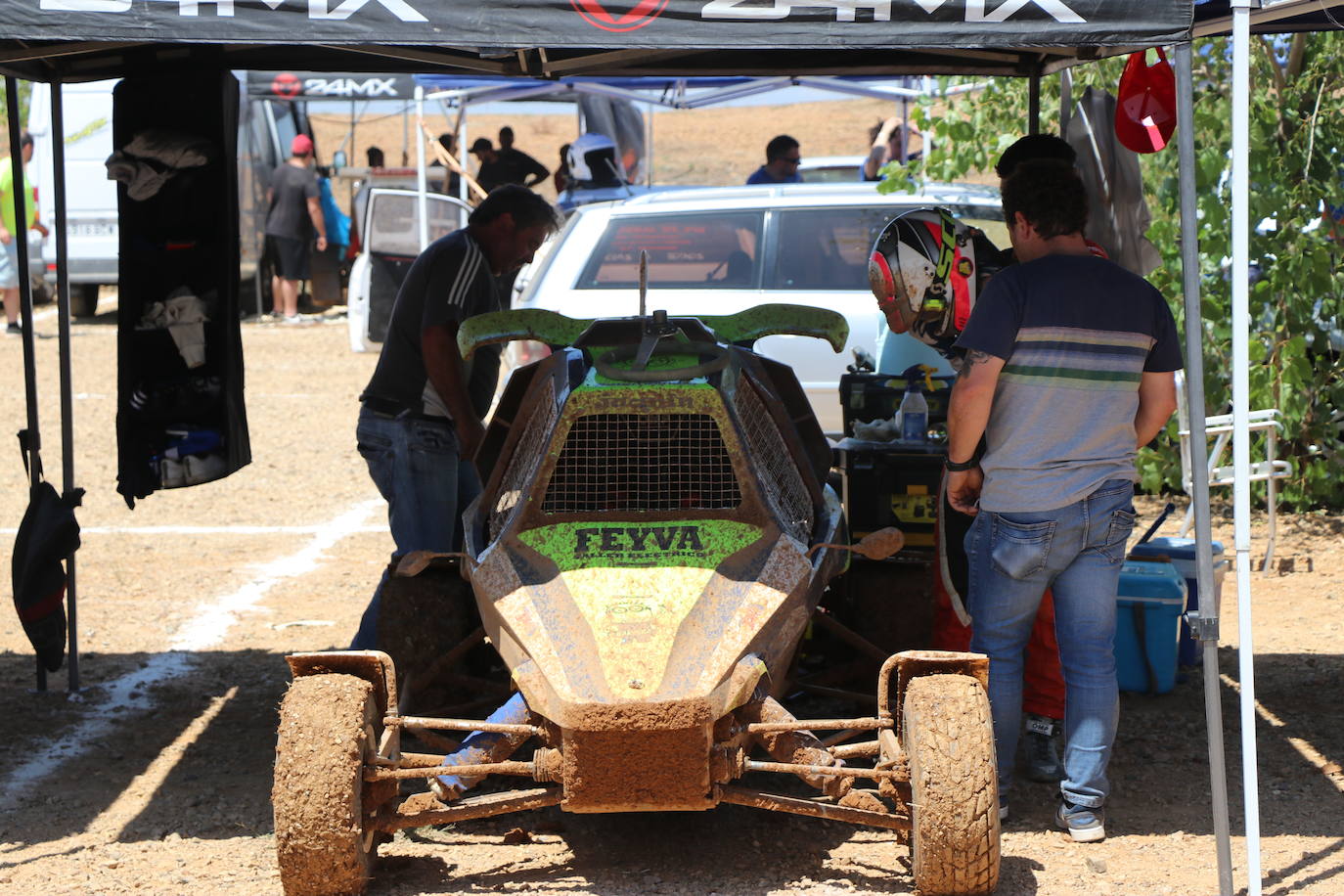 Fotos: El mejor autocross se cita en el circuito de Los Cucharales