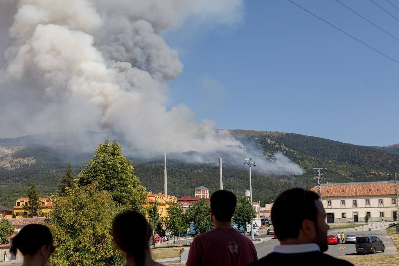 Fotos: Incendio cerca de la fuente de los Infantes en la Granja de San Ildefonso (Segovia)