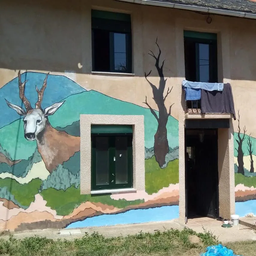 Fotos: La pintura y la escritura decoran la Casa Rural &#039;La Resucitada&#039; en Valbuena de la Encomienda
