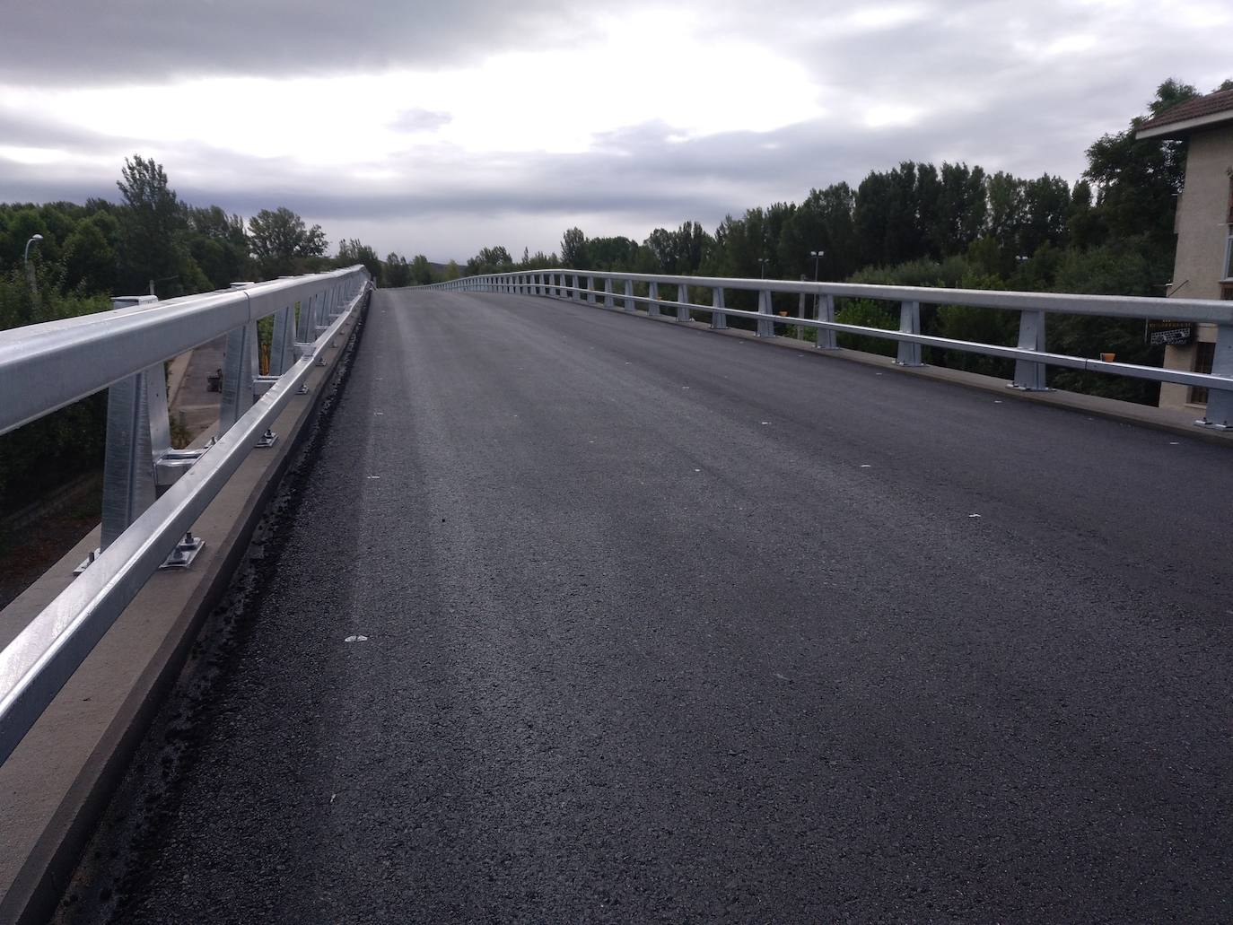 Fotos: Reabre el puente del Porma de Puente Villarente