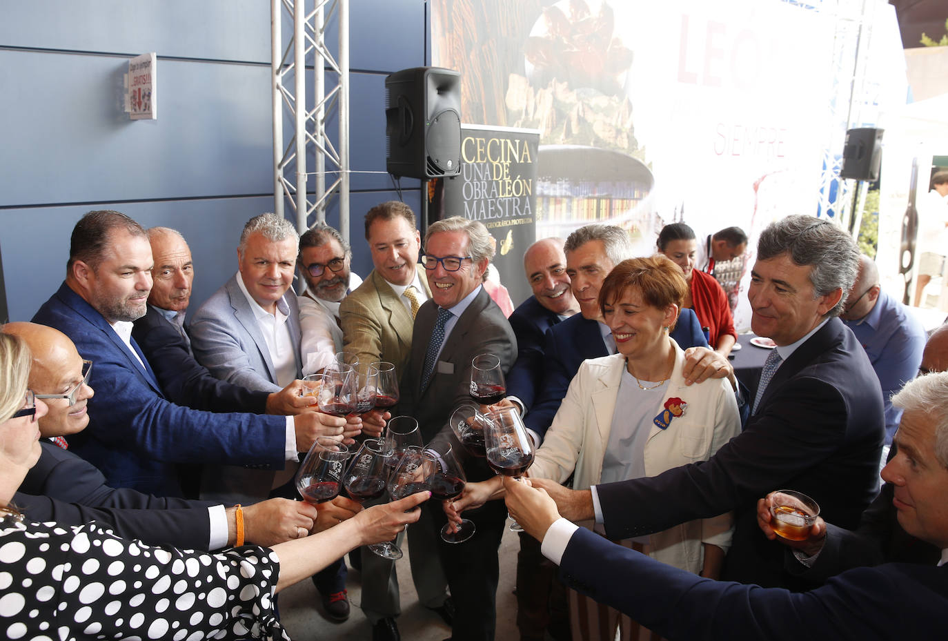 Fotos: La Feria de Muestras de Gijón celebra el Día de León