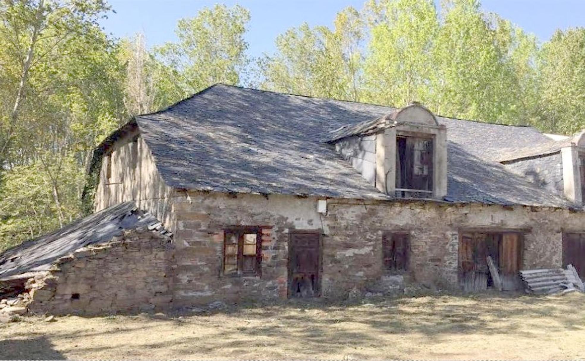 Molino en venta cerca de Ponferrada.