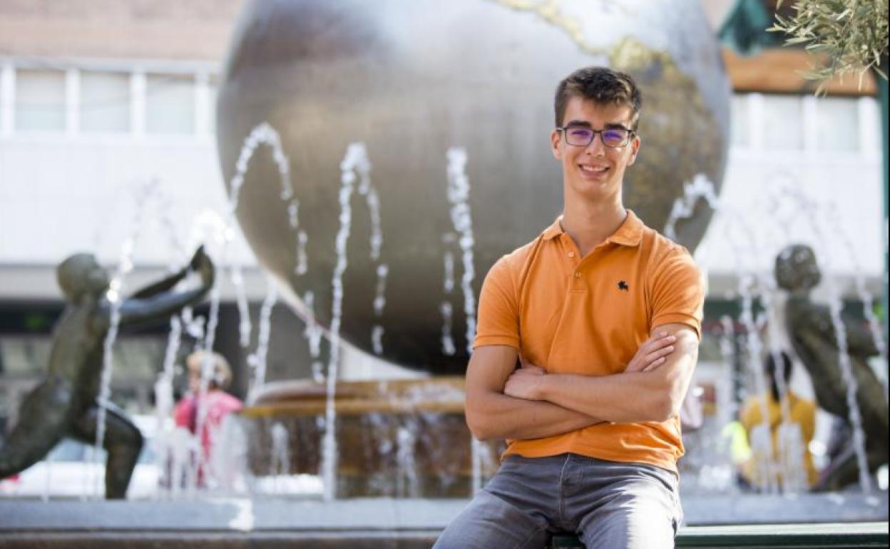 Pablo Contreras, en la plaza de España de Valladolid.