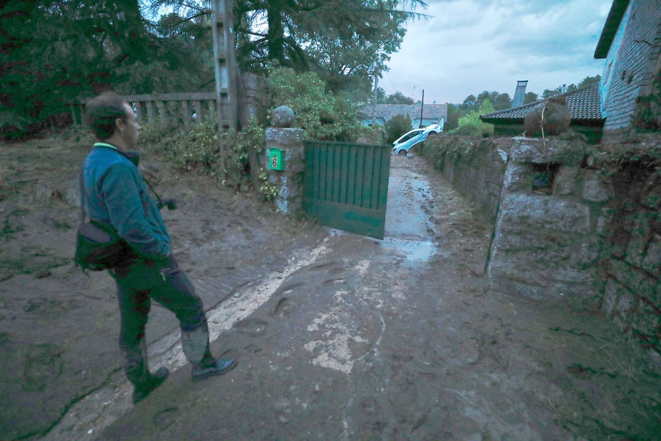 Imagen de la riada en Navas del Marqués.