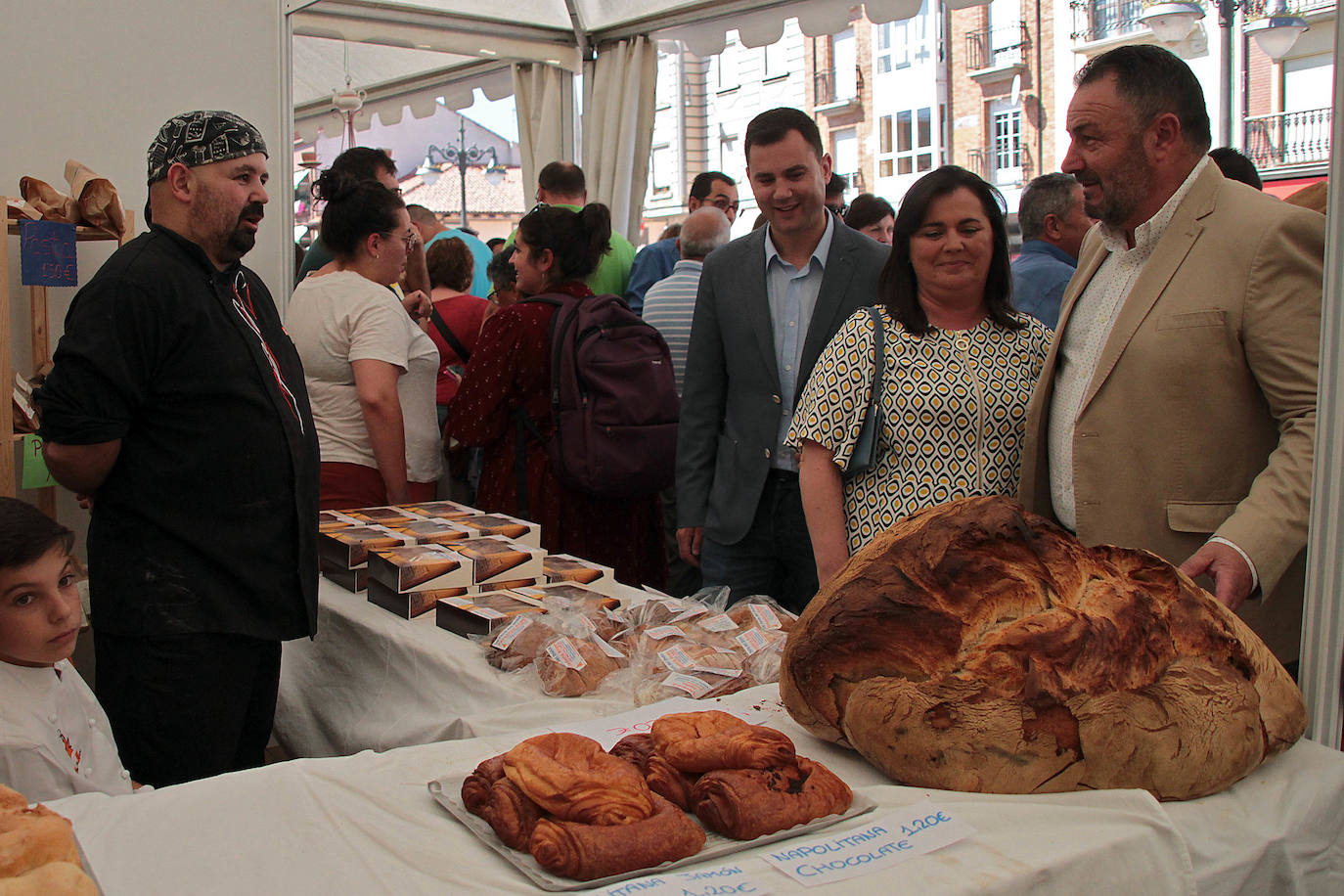 Fotos: XIV Feria del Dulce de Benavides