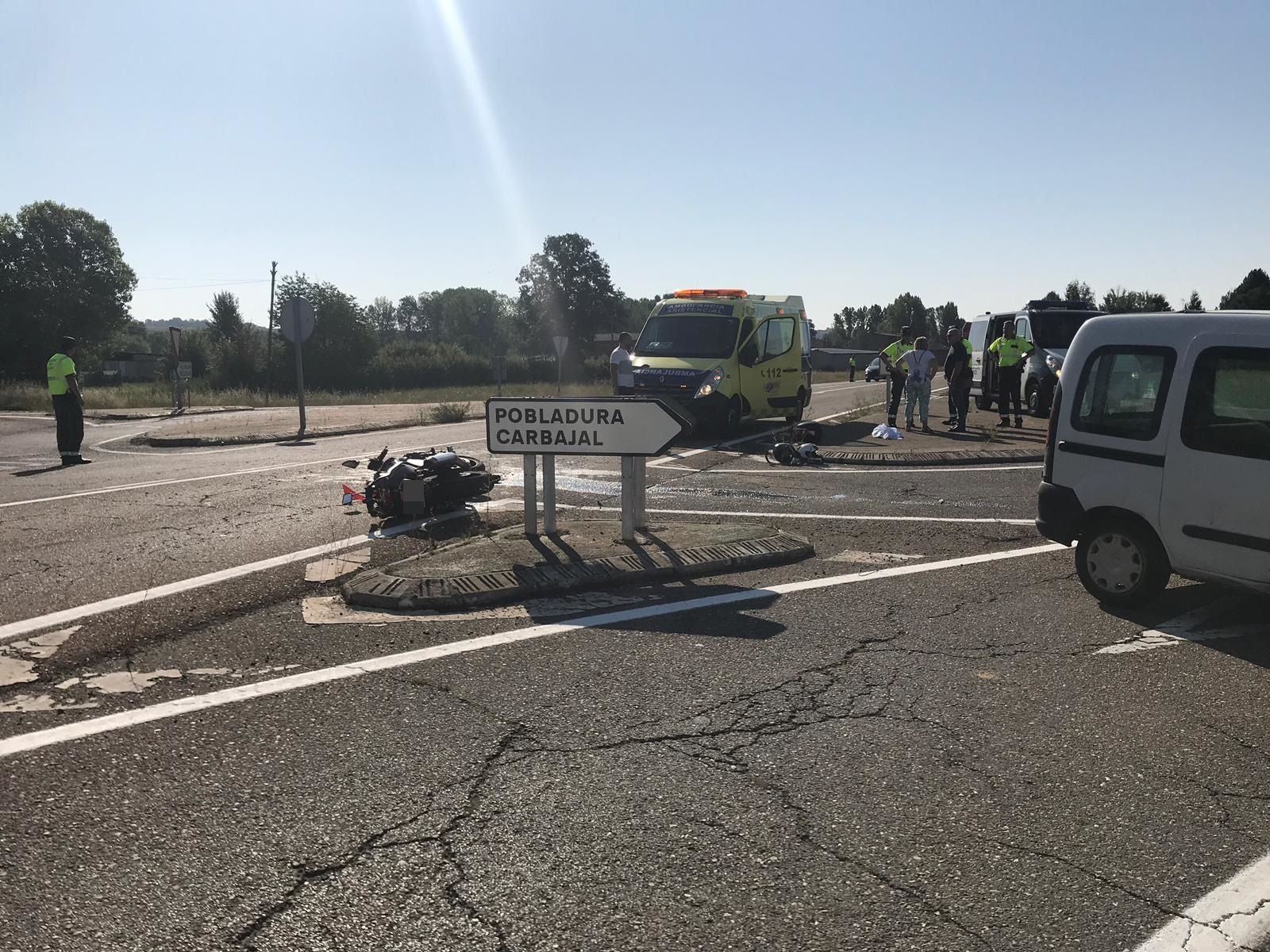 Fotos: Accidente en Sariegos del Bernesga