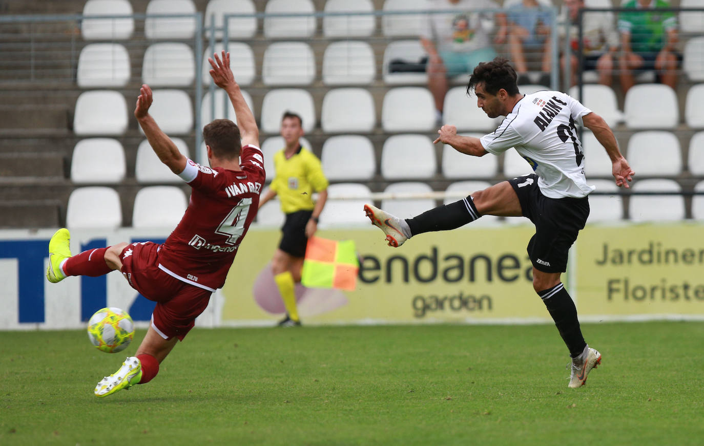 Iván González en un lance del partido 