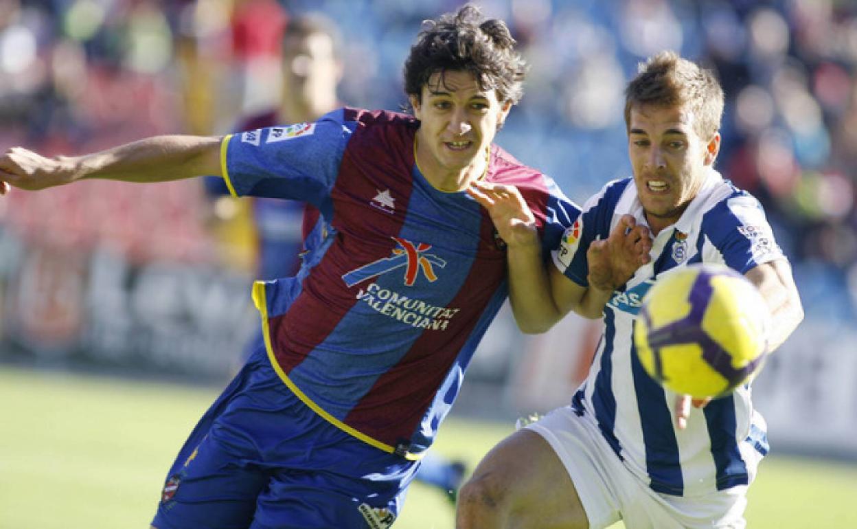 Héctor Rodas, en su etapa en el Levante.