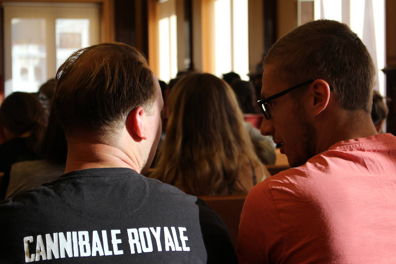 Fotos: El alcalde recibe a los estudiantes internacionales