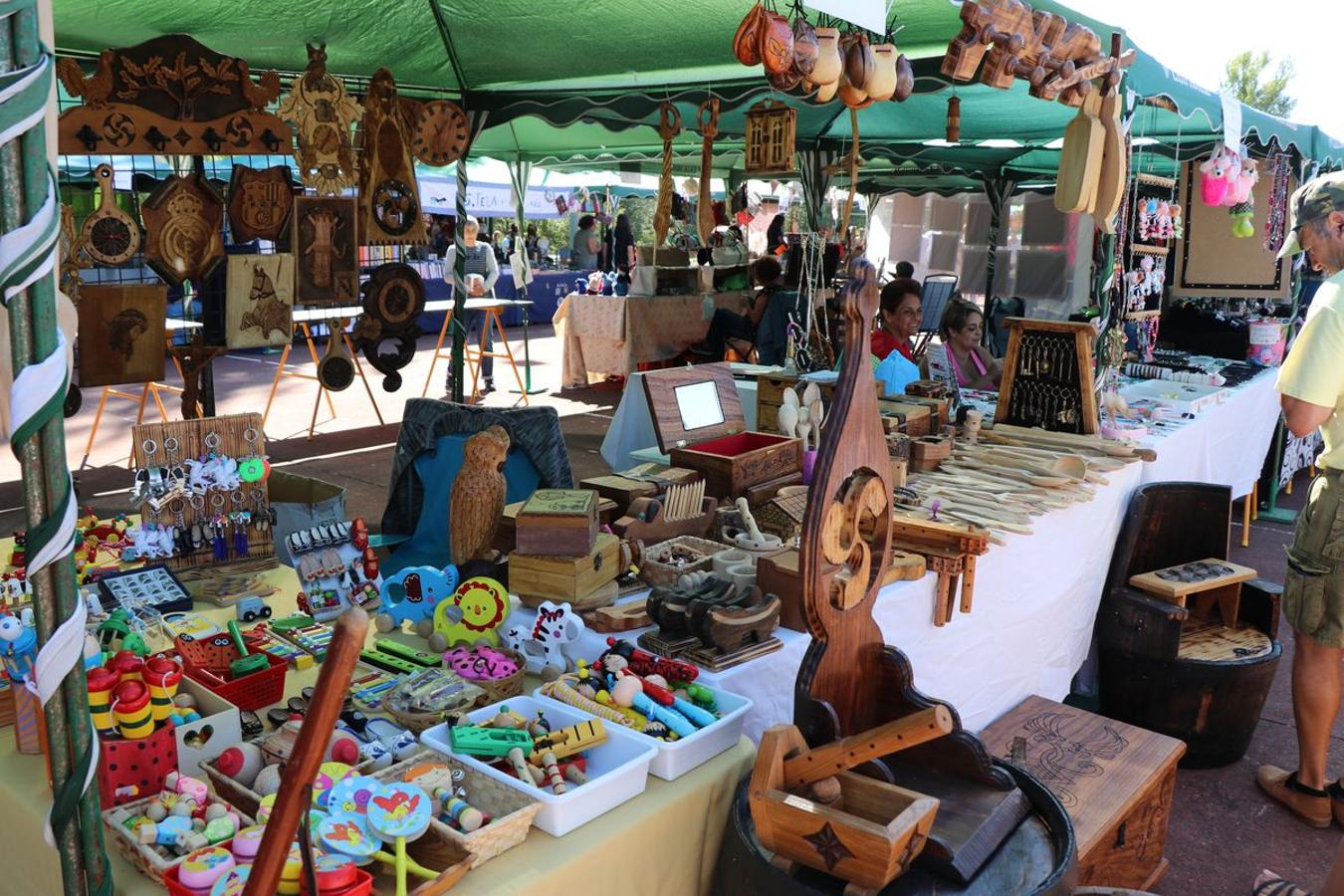 Fotos: IX Feria de Artesanía de Lorenzana