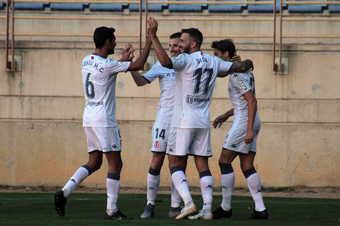 Fotos: La Cultural vence al Bilbao Athletic