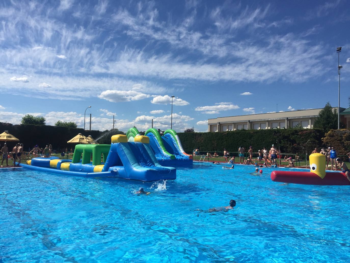 Vista de las piscinas. 