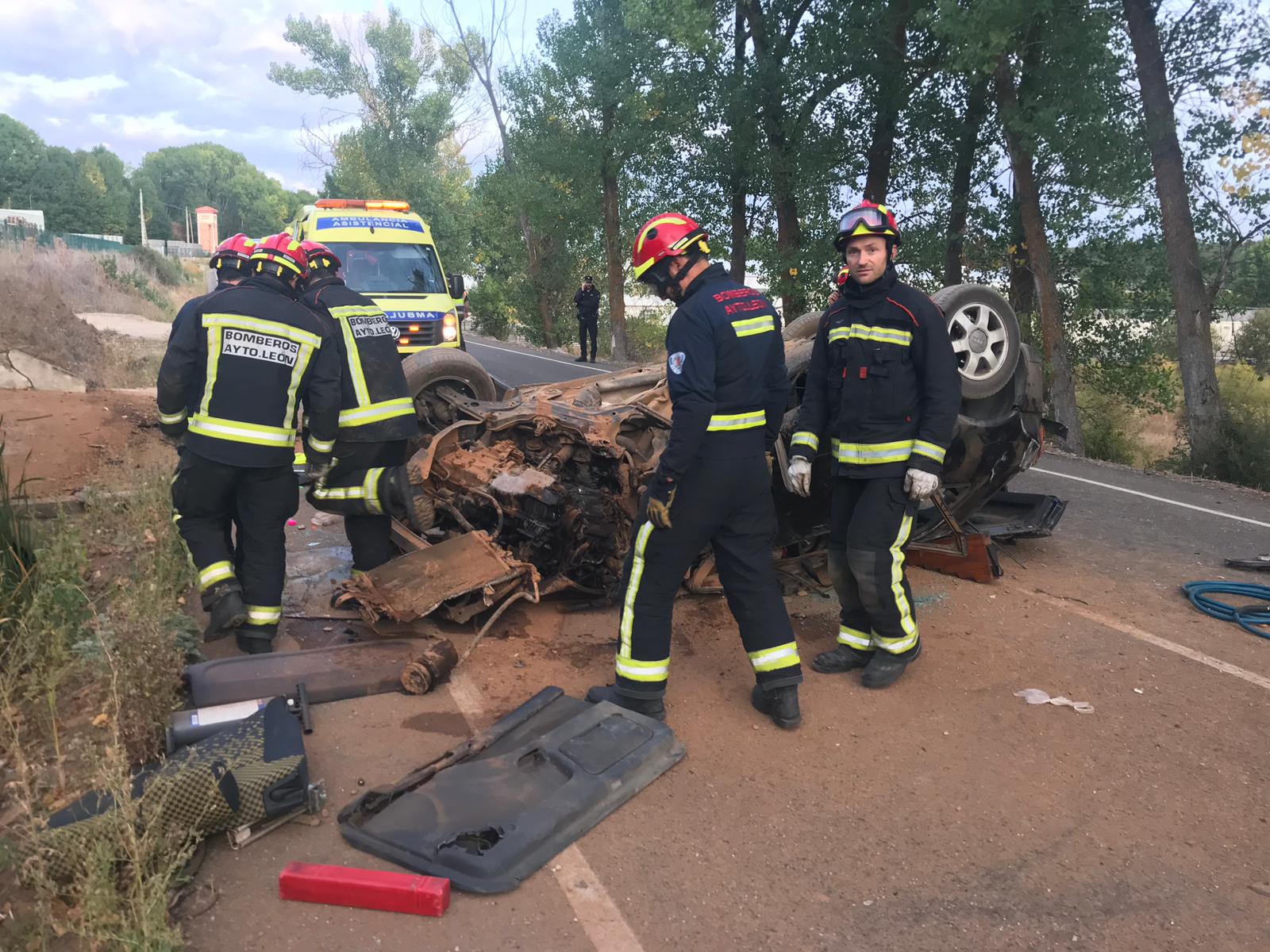 Fotos: Accidente en El Ferral del Bernesga