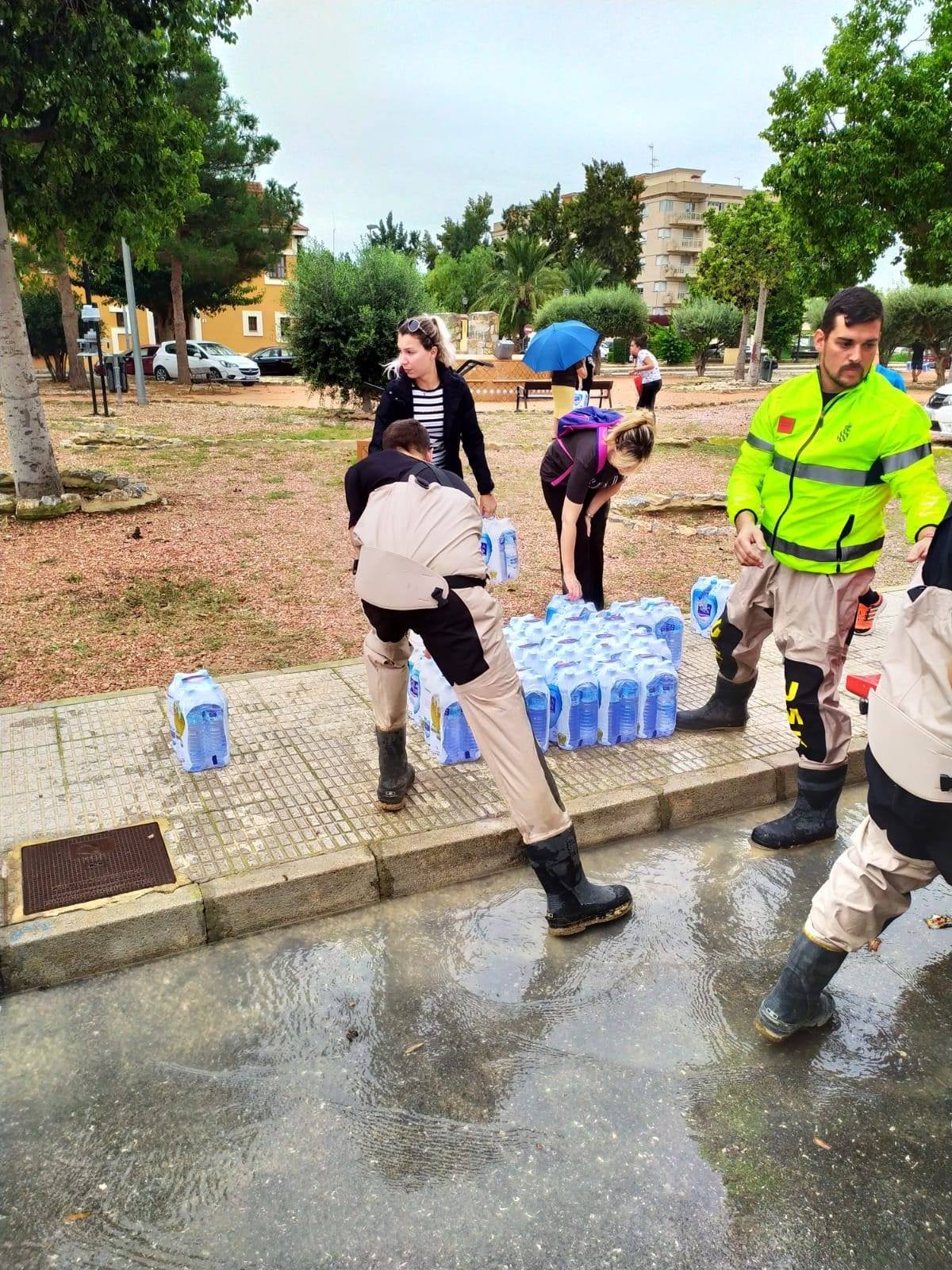 Fotos: La UME actúa para paliar los efectos de la gota fría en Orihuela (Alicante)