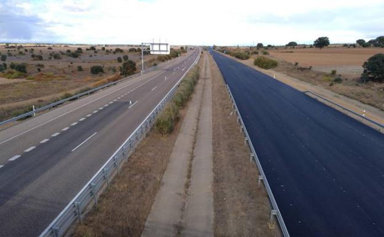 Obras de reconstrucción del firme de la León-Benavente. 