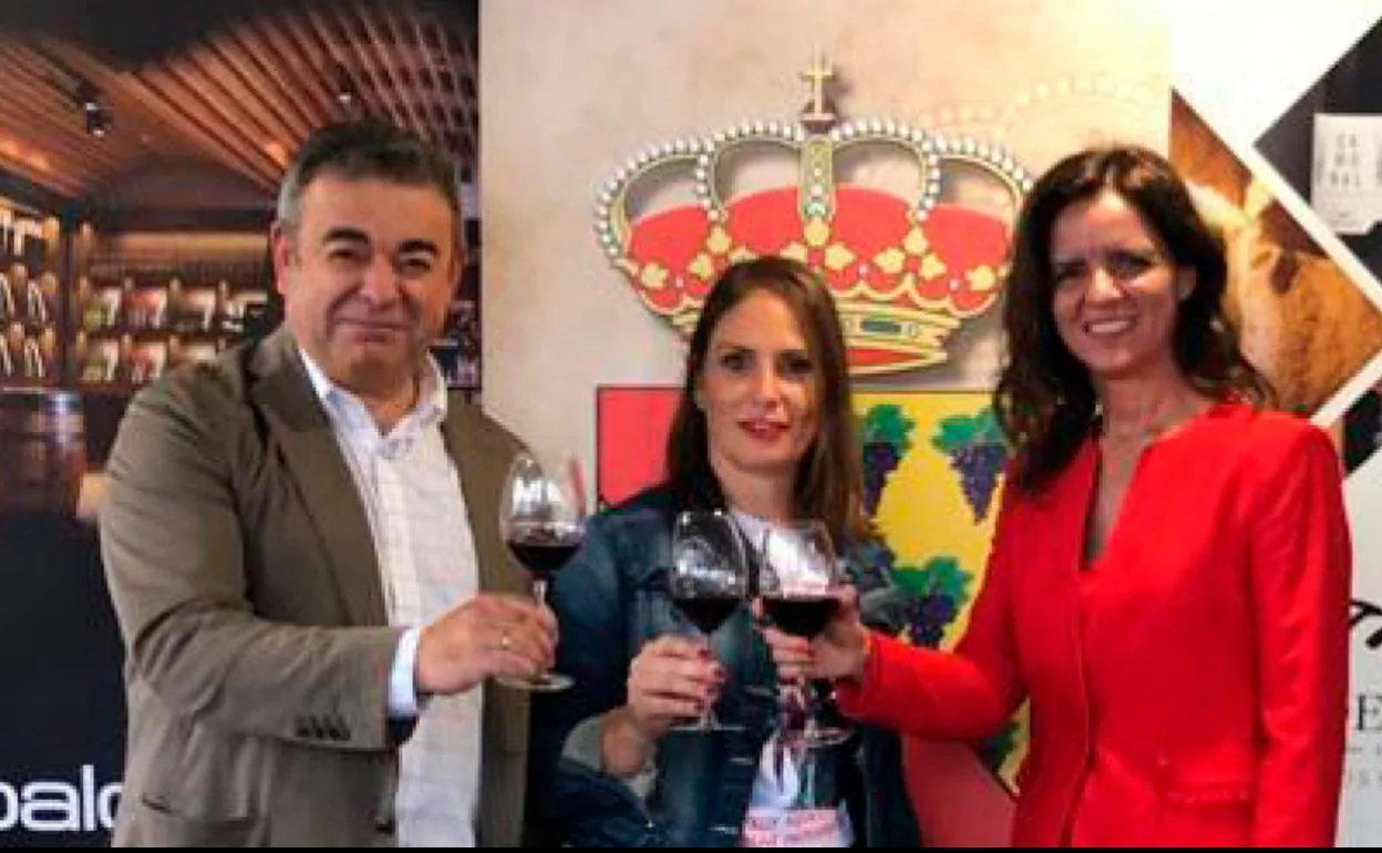 Ana Carlota Amigo apuesta por el sector vitivinícola como «impulso» para el medio rural de León