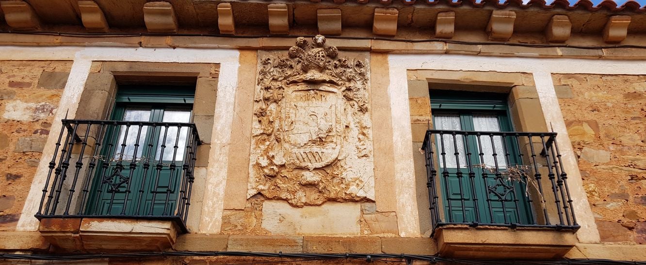 Imagen de una de las casas de piedra del pueblo de Castrillo de los Polvazares.