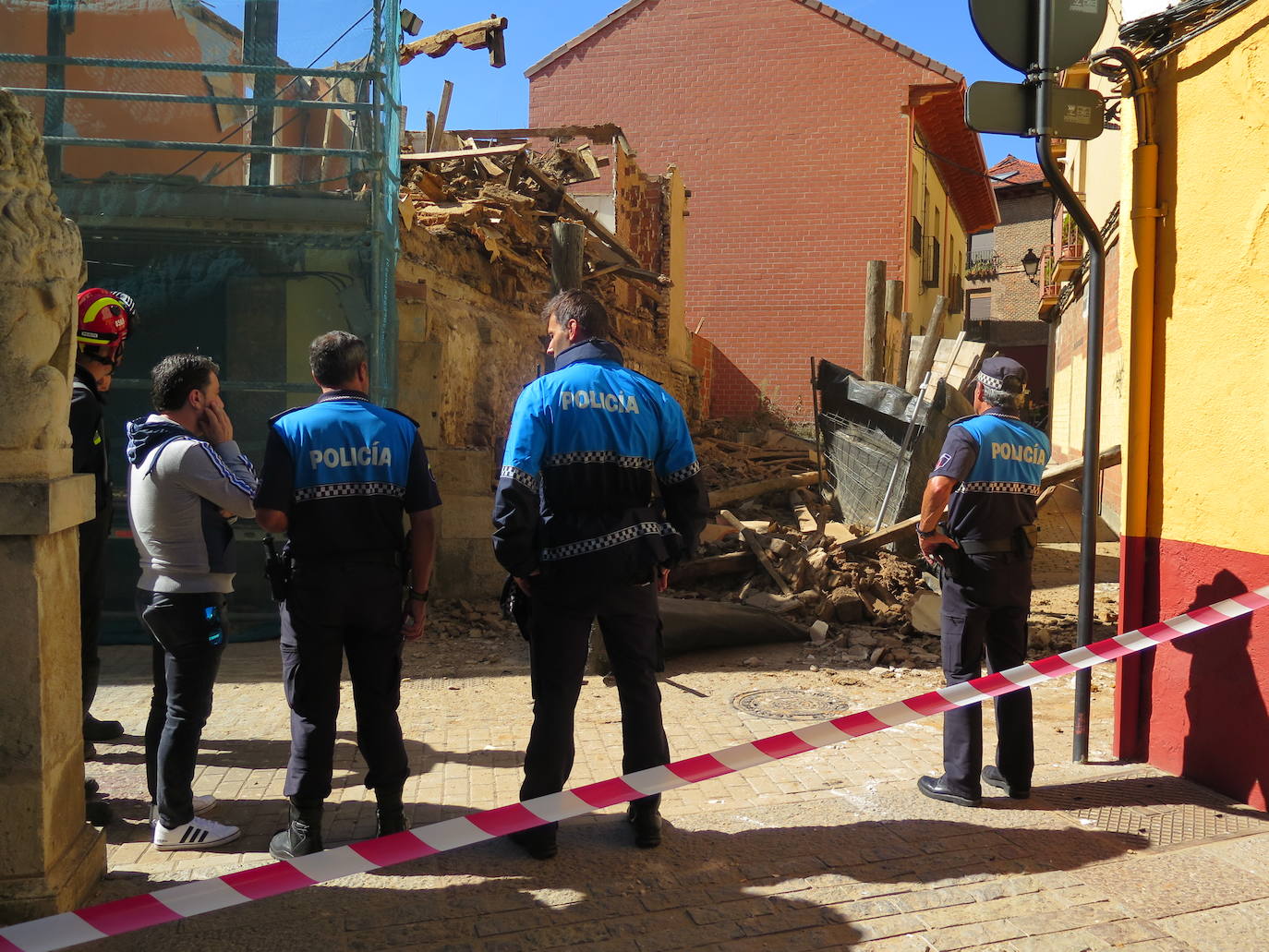 Situación del inmueble tras desplomarse.