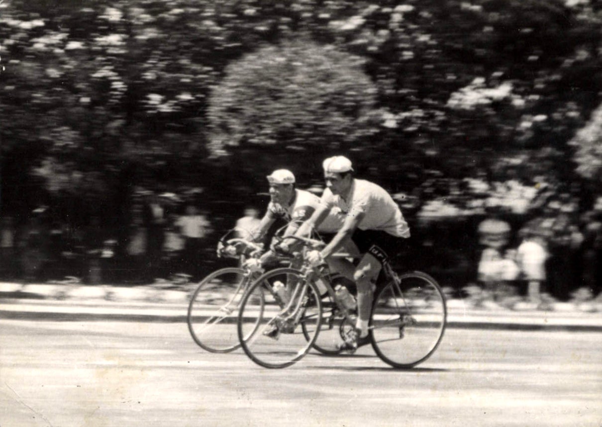 El deporte leonés llora a un personaje único, de bondad infinita, que entregó toda su vida al ciclismo sin esperar otra recompensa «que la amistad y el cariño de los amigos» | Luto por la pérdida de un ejemplar profesional en el mundo de las dos ruedas.