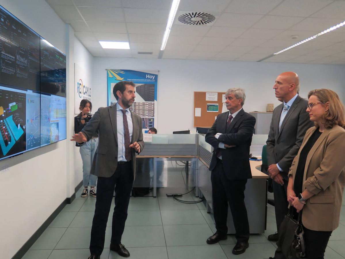 Fotos: El alcalde visita el Centro de Supercomputación