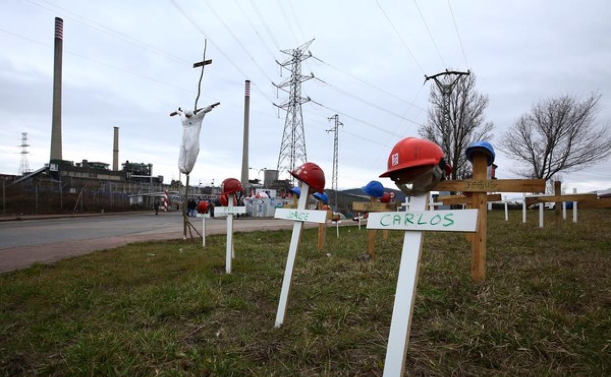 Campamento de los trabajadores de las empresas auxiliares de Endesa.