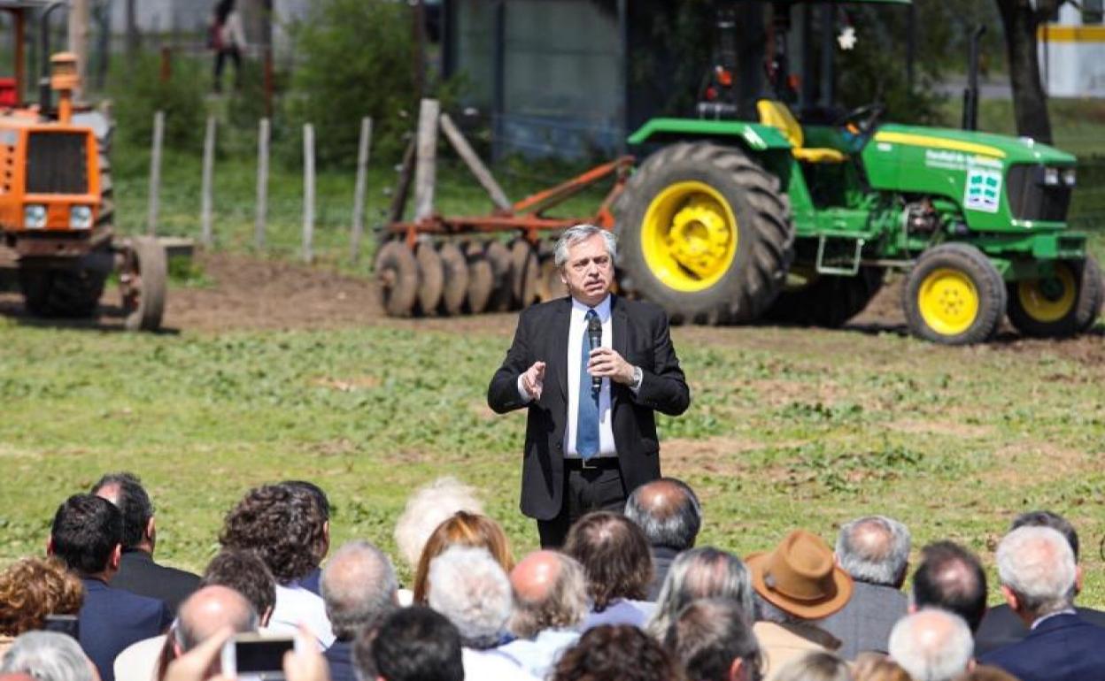 Alberto Fernández presenta un plan contra el hambre.