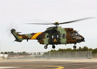 Imagen secundaria 1 - Algunos de los helicópteros de transporte del Ejército de Tierra y la Guardia Civil.