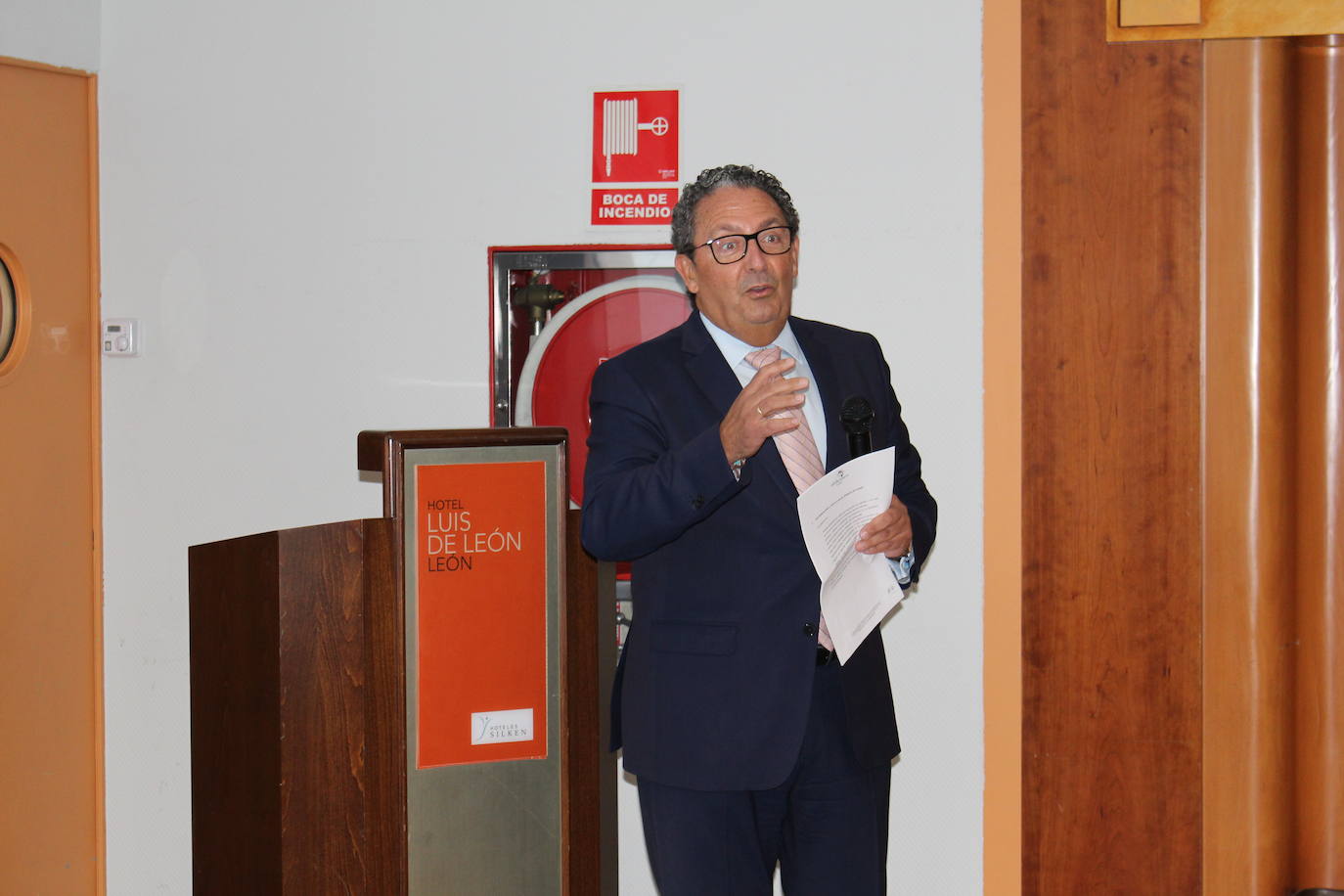 Fotos: Javier de Felipe presenta en León el proyecto &#039;Cajal Blue Brain&#039;