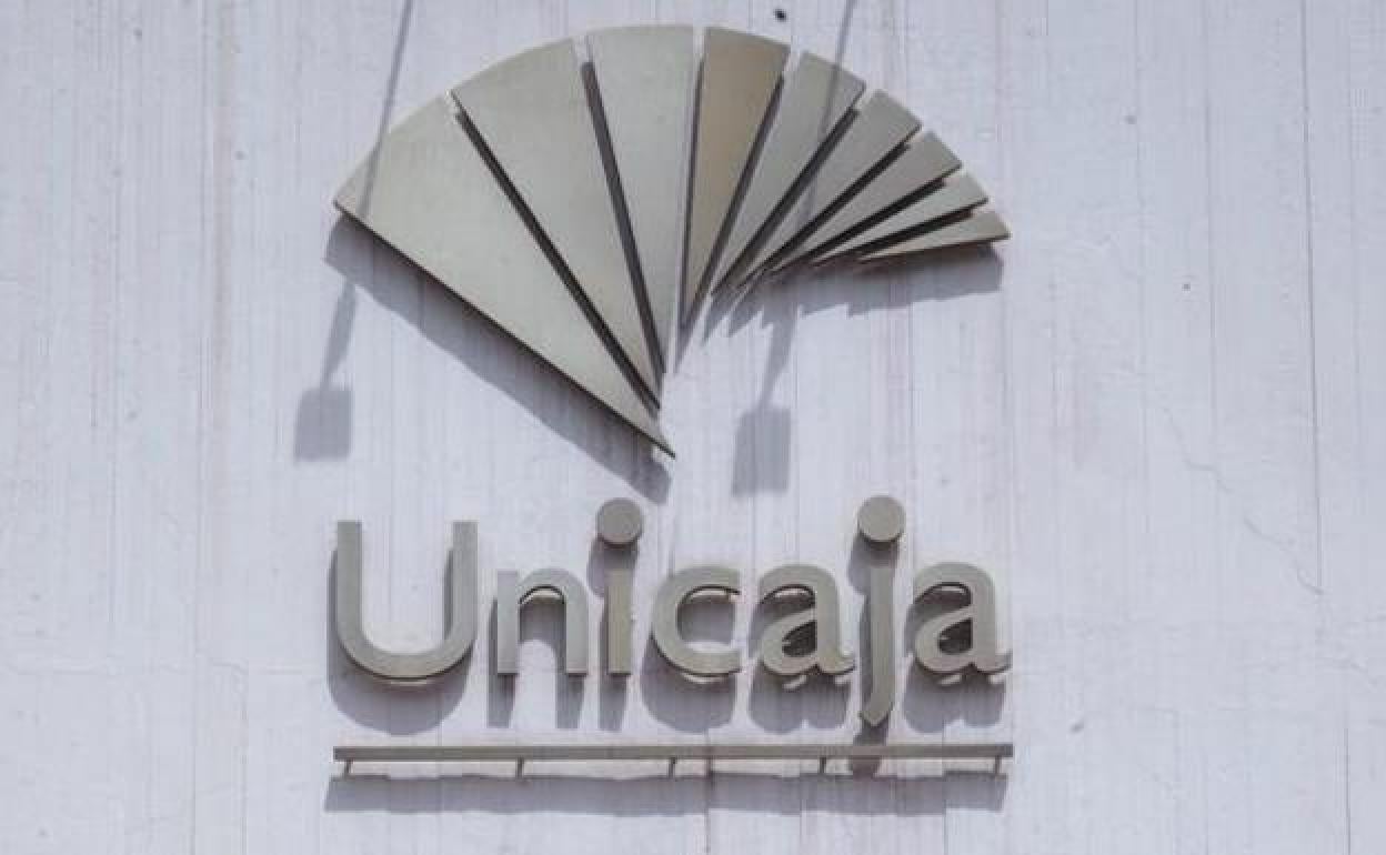 Unicaja Banco, en un logo en León.