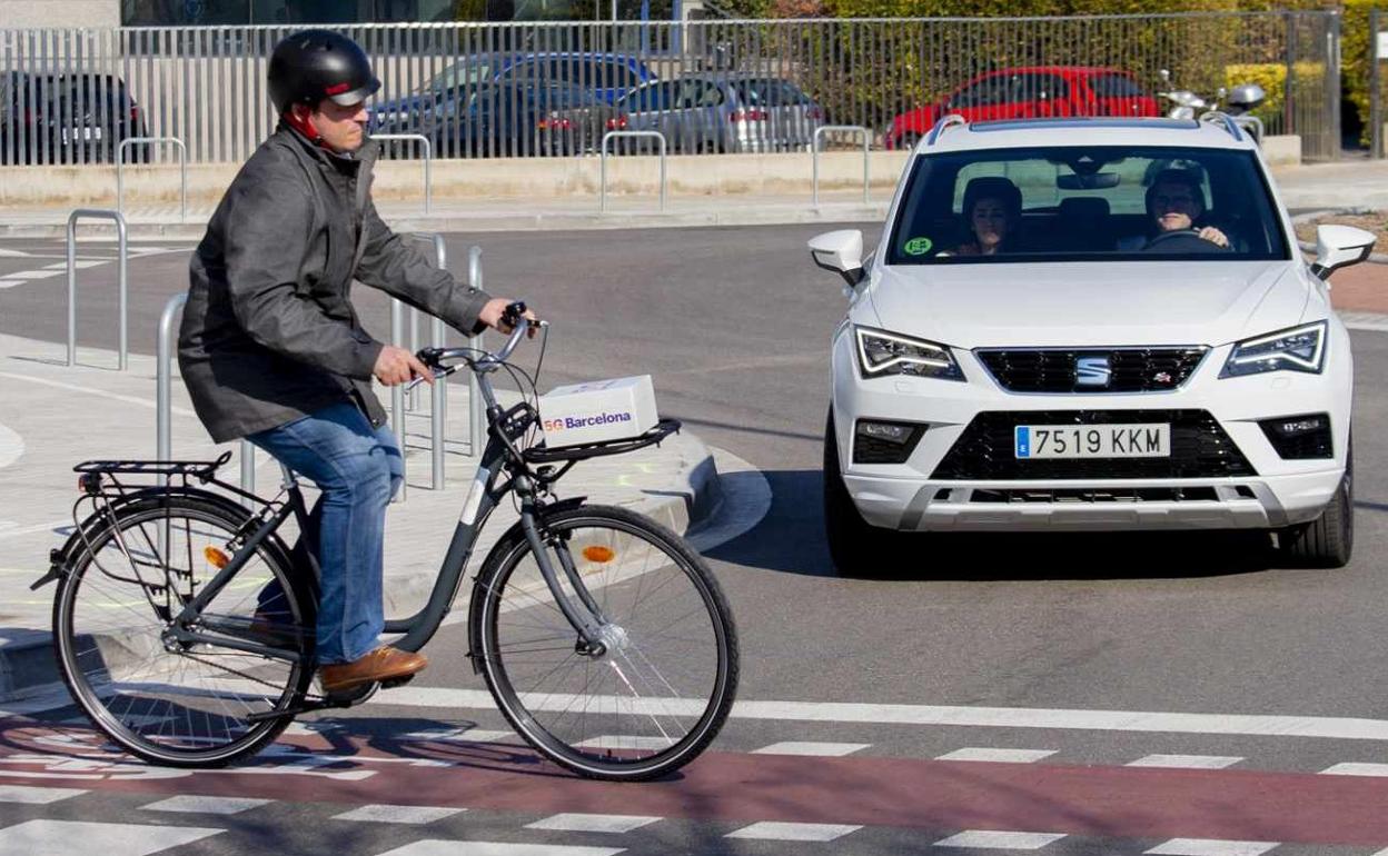 Coche conectado, conducir con un sexto sentido