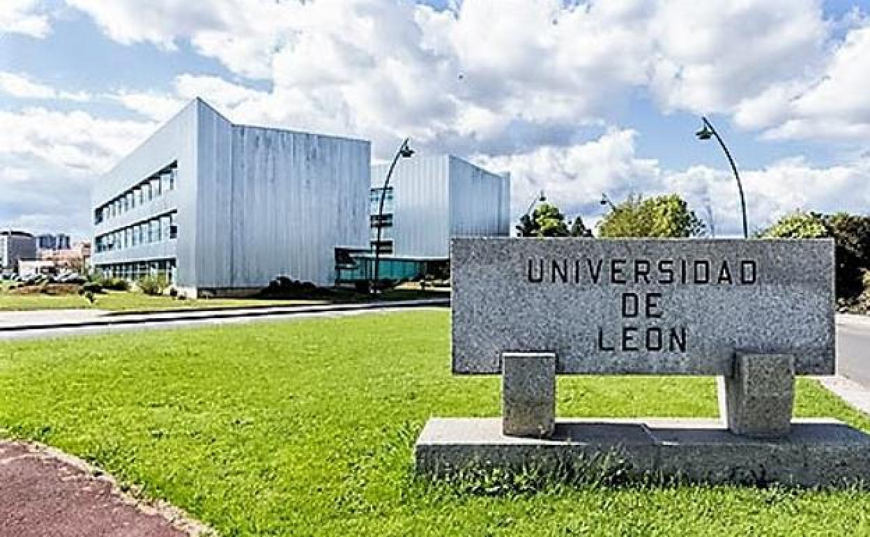 Imagen de entrada del Campus de Vegazana de la Universidad de León.