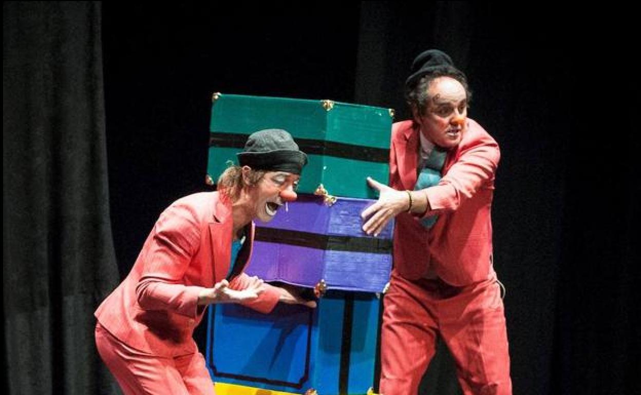 Imagen de archivo de unos payasos.