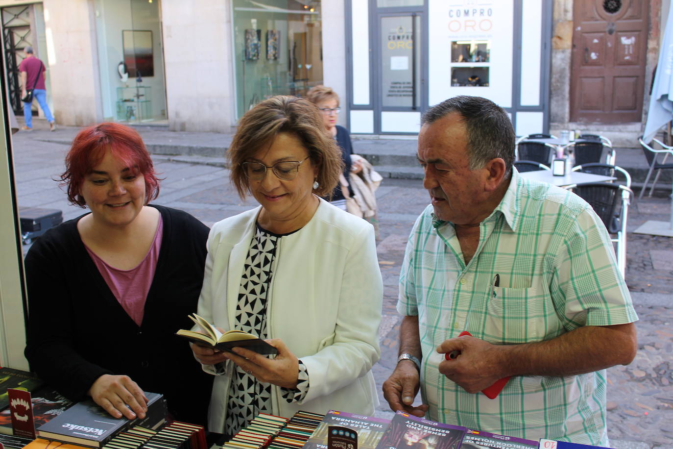 Fotos: Feria del Libro de Antiguo y de Ocasión