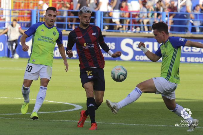 Fotos: Empate entre el Extremadura y la Ponferradina