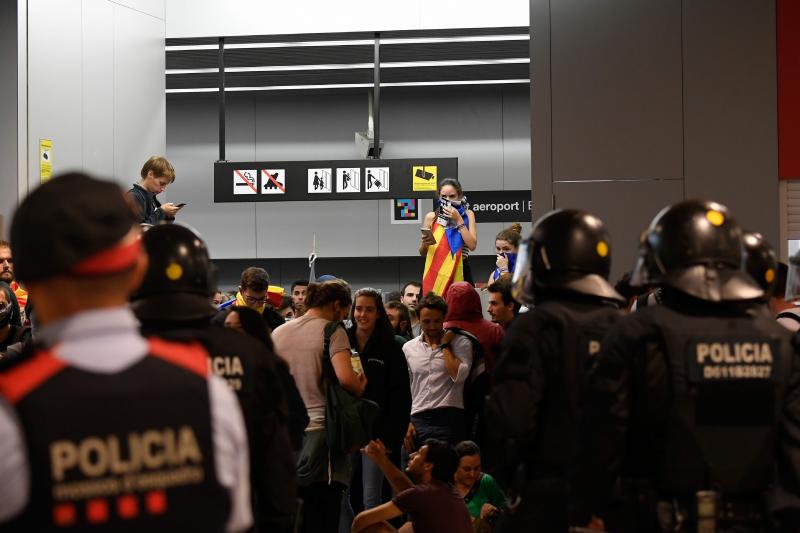 Activistas independentistas llaman a paralizar el Aeropuerto de El Prat