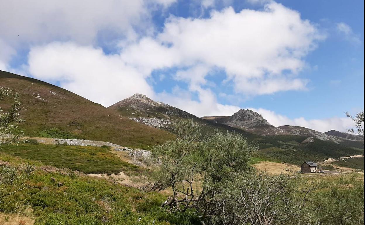 Vistas de la montaña de Valdelugueros.