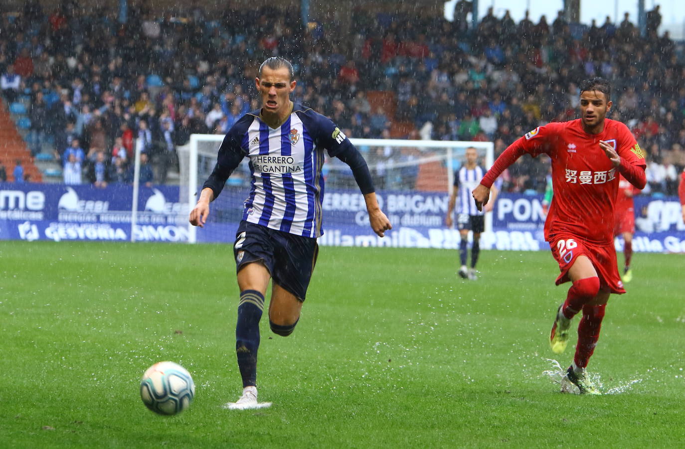 Fotos: Las imágenes del Deportiva-Numancia