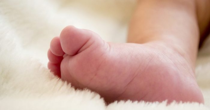 Escándalo en Portugal por el caso del bebé sin rostro