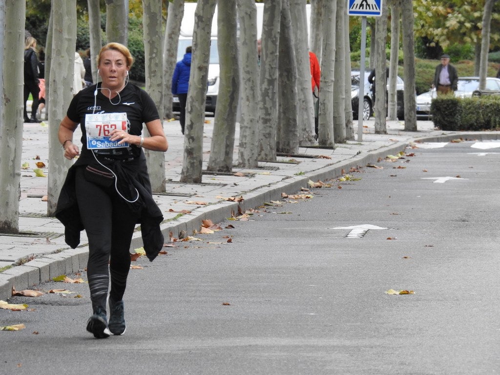 León se ha convertido de nuevo en el escenario para una gran cita del atletismo. Brillantes 10 kilómetros en la ciudad.