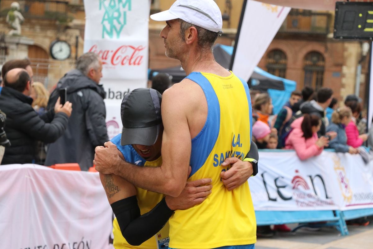 Fotos: La meta de los 10km Ciudad de León